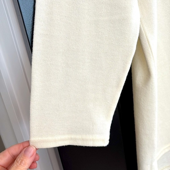 Calvin Klein Soft, Cream High/Low Top with Decorative Pocket, Studs. Size XL - Picture 5 of 12